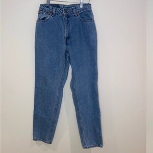 Vintage 90’s 550 Levi’s Relaxed /Tapered Woman’s Size 8‎